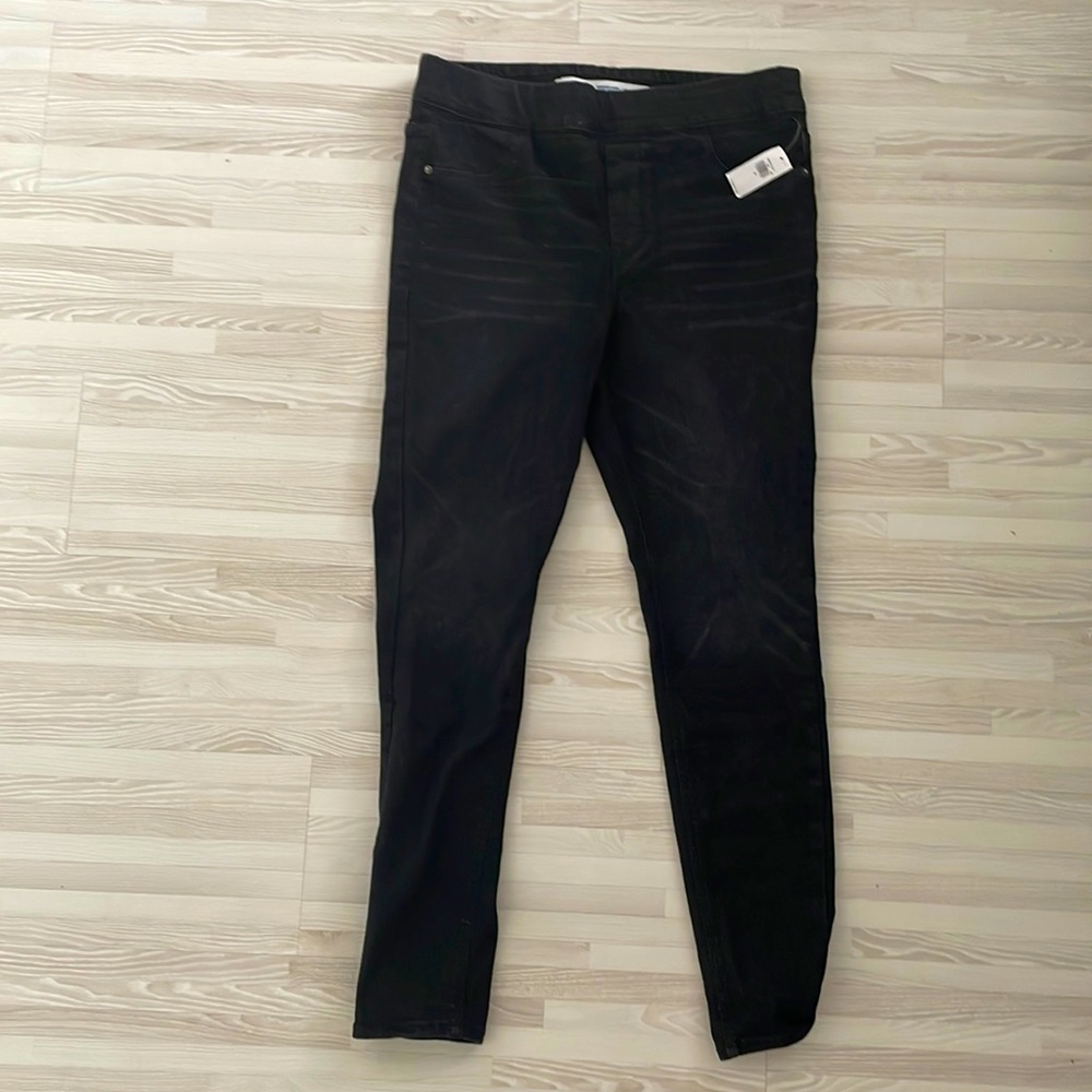 black jeggings
